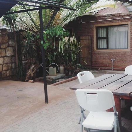 Villa Africa Guesthouse Tsumeb Exterior photo