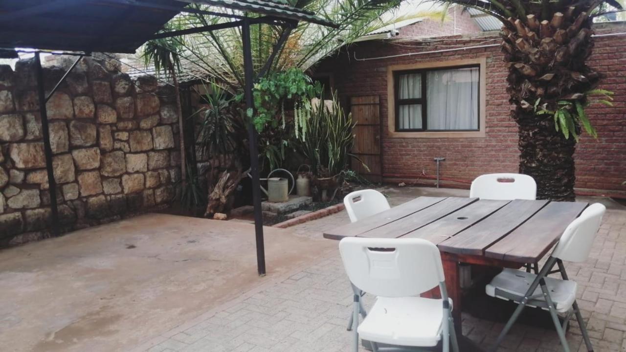 Villa Africa Guesthouse Tsumeb Exterior photo